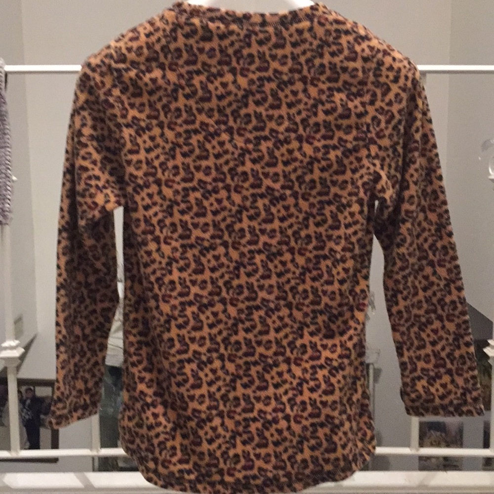 Hotel Spa Collection Leopard Pajama Top - Picture 2 of 2